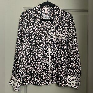 NWOT Victoria's Secret Black w/Pink Cheetah Print | Long Sleeve Pajama Top Sz XS
